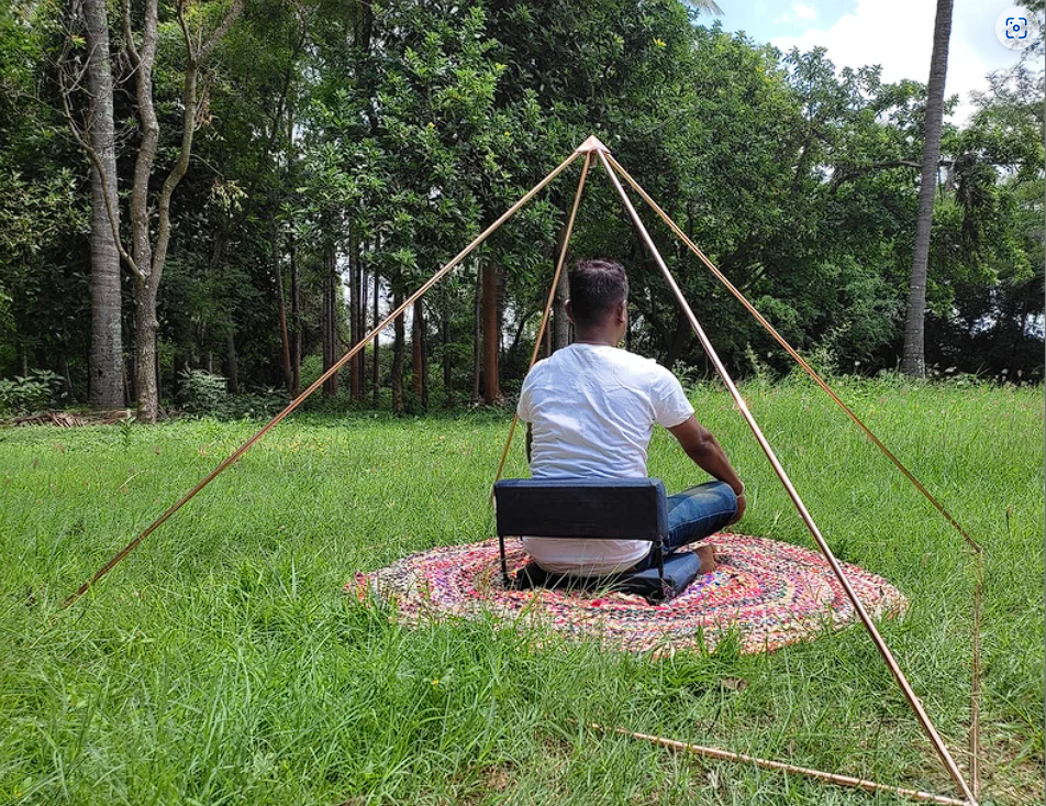 Giza Meditation Pyramid 6 feet Base with 5 corner connectors and 8 main pipes (Deluxe)