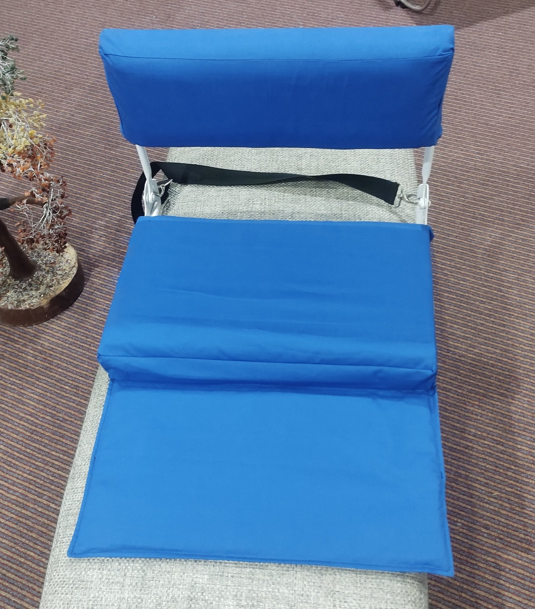 Three Foldable Meditation chair - Compact with shoulder strap