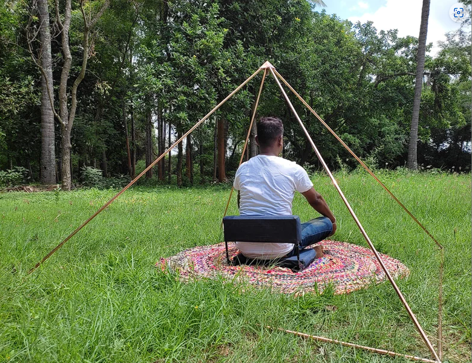 Giza Meditation Pyramid 5 feet Base with 5 corner connectors and 8 main pipes (Deluxe)